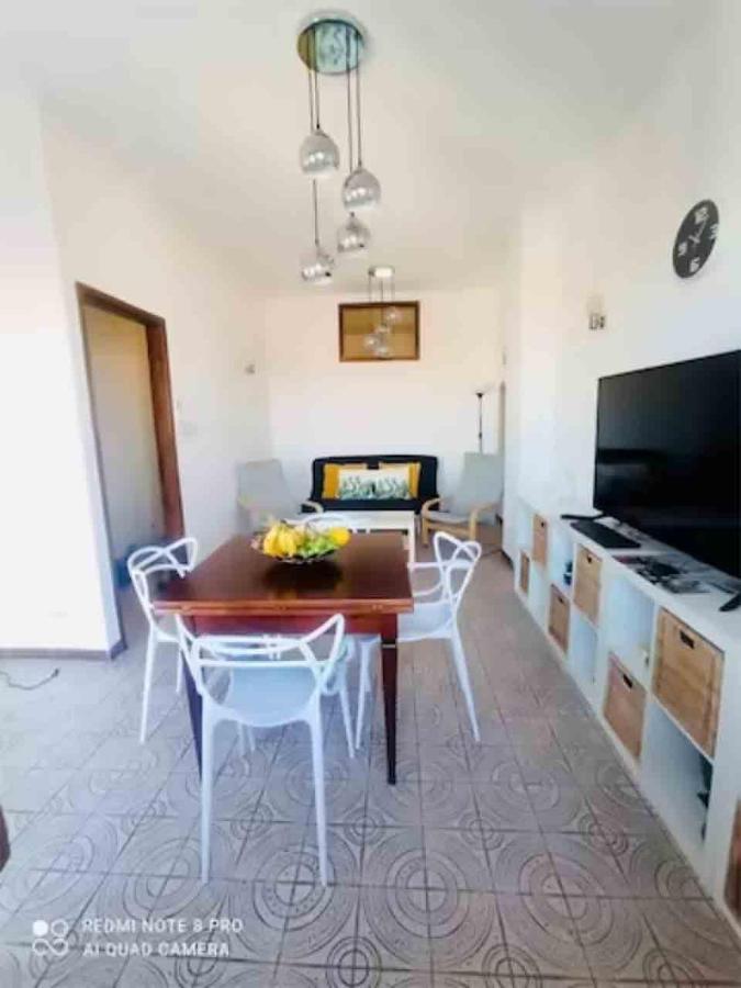 Naxos 101 Apartment A Due Passi Dal Mare Giardini Naxos Eksteriør billede