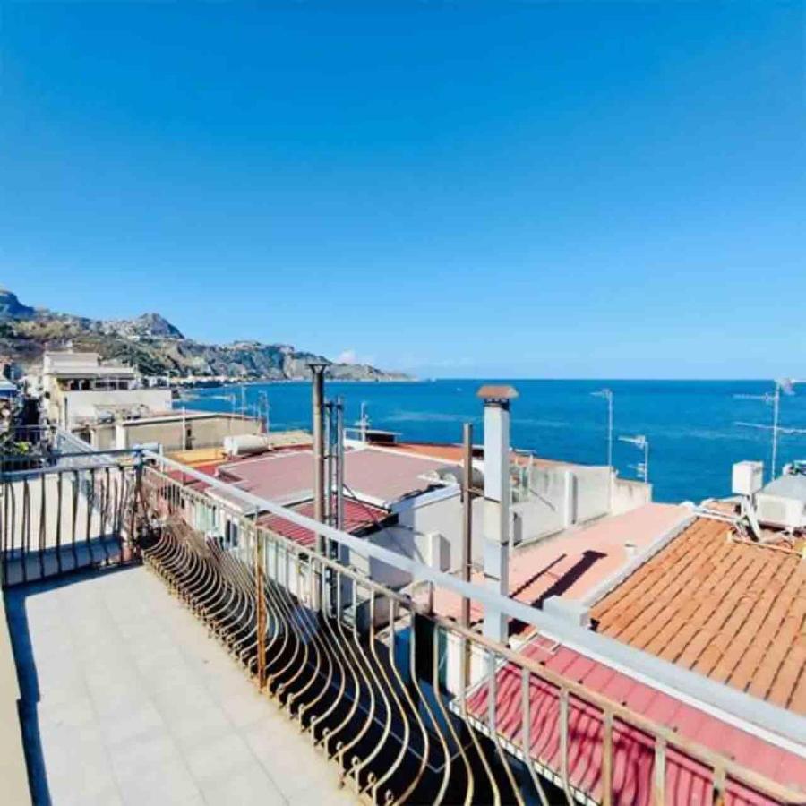 Naxos 101 Apartment A Due Passi Dal Mare Giardini Naxos Eksteriør billede